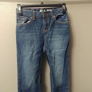 Dark wash straight jeans with adjustable waist!